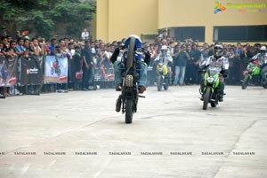 Pulsar Stunt Mania