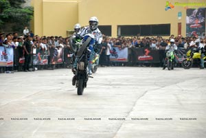 Pulsar Stunt Mania