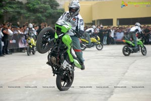 Pulsar Stunt Mania