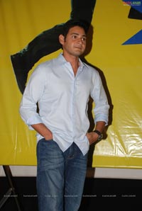 mahesh Babu at Univercell 