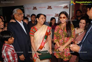 Vidyabalan @ Gitanjali Jewels for The Dirty Picture Promotion