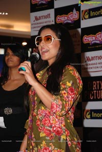 Vidyabalan Launches Cream Stone at Inorbit Mall