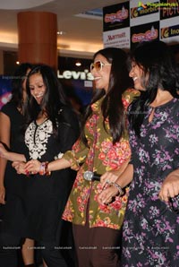 Vidyabalan Launches Cream Stone at Inorbit Mall