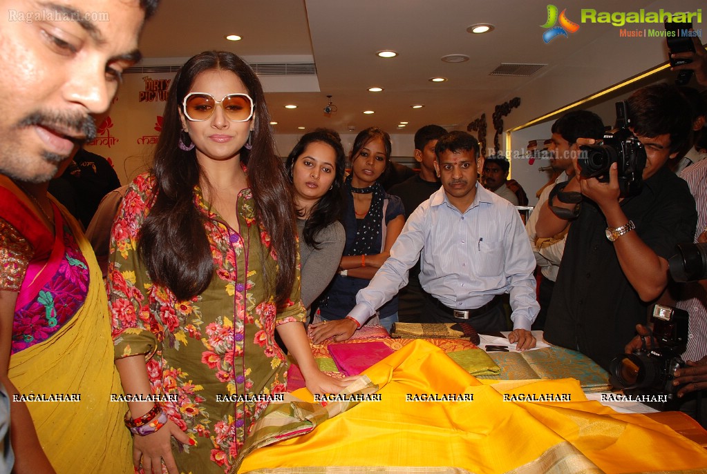 Vidya Balan launches 'Divine Wedding Collections' at Mandir, Hyd