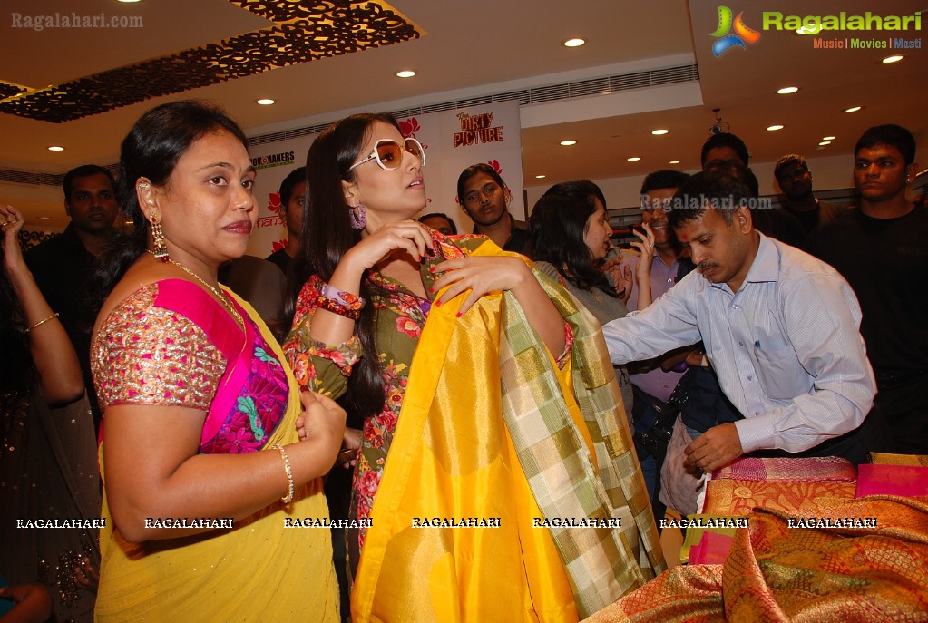 Vidya Balan launches 'Divine Wedding Collections' at Mandir, Hyd