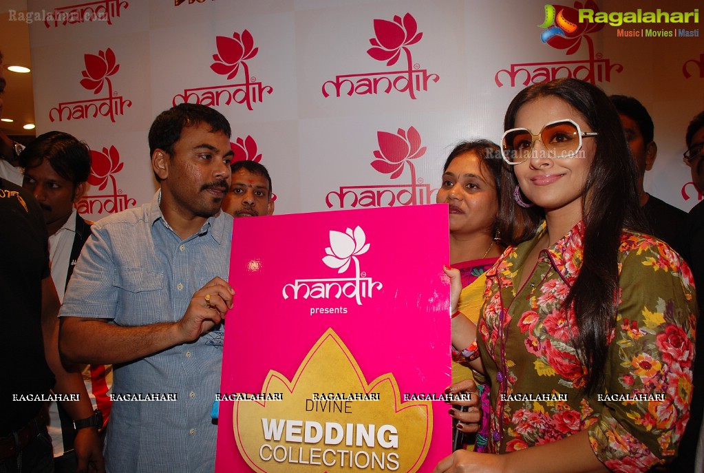 Vidya Balan launches 'Divine Wedding Collections' at Mandir, Hyd