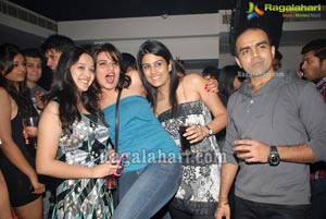 Rain Pub Party - November 30 2011