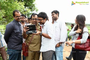 Panjaa Working Stills