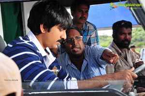 Nippu Working Stills