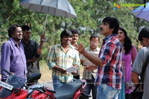 Nippu Working Stills