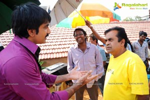 Nippu Working Stills