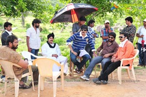 Nippu Working Stills