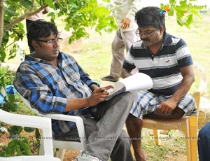 Nippu Working Stills