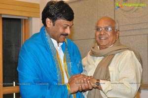 Akkineni Nageswara Rao felicitates Minister Chiranjeevi