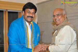 Akkineni Nageswara Rao felicitates Minister Chiranjeevi