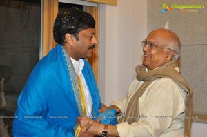 Akkineni Nageswara Rao felicitates Minister Chiranjeevi