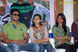 Maruthi Dasari Bus Stop Success Meet