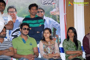 Maruthi Dasari Bus Stop Success Meet