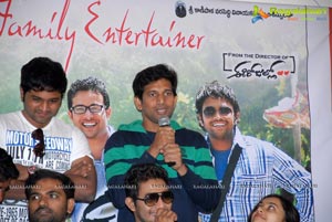 Maruthi Dasari Bus Stop Success Meet