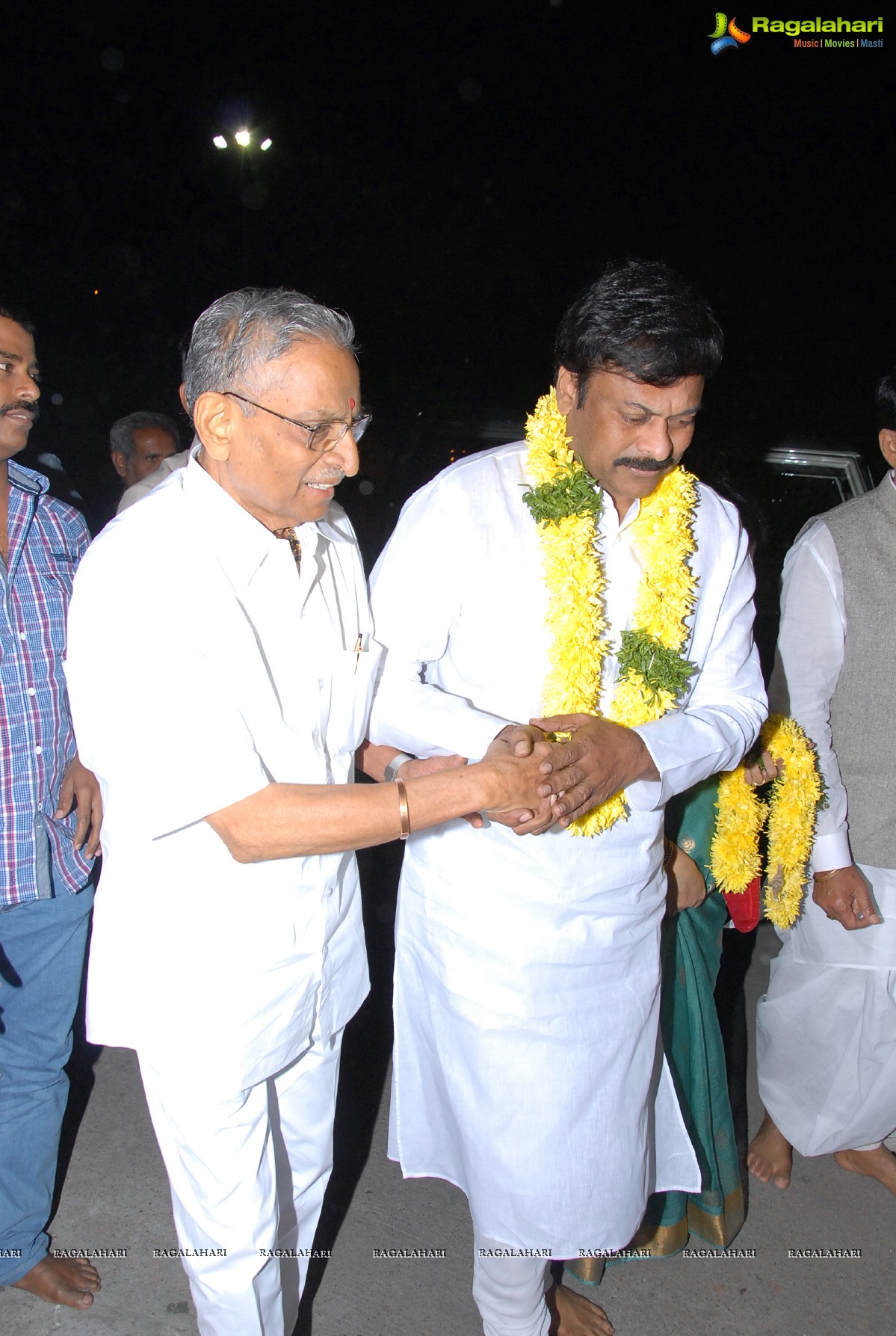 Chiranjeevi visits Film Nagar Temple