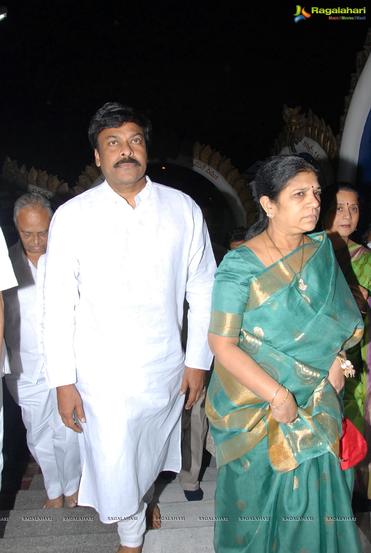 Chiranjeevi visits Film Nagar Temple