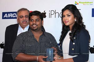 Amala Paul iPhone 5