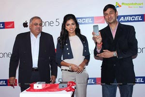 Amala Paul iPhone 5