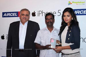 Amala Paul iPhone 5