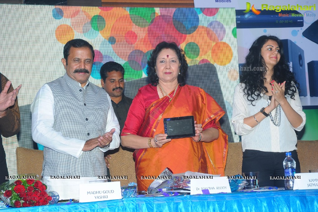 Kamna Jethmalani launches Blu Mobiles, Hyderabad