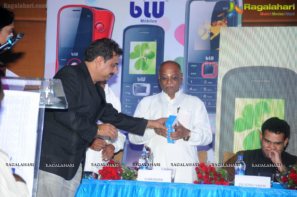 Kamna Jethmalani launches Blu Mobiles, Hyderabad