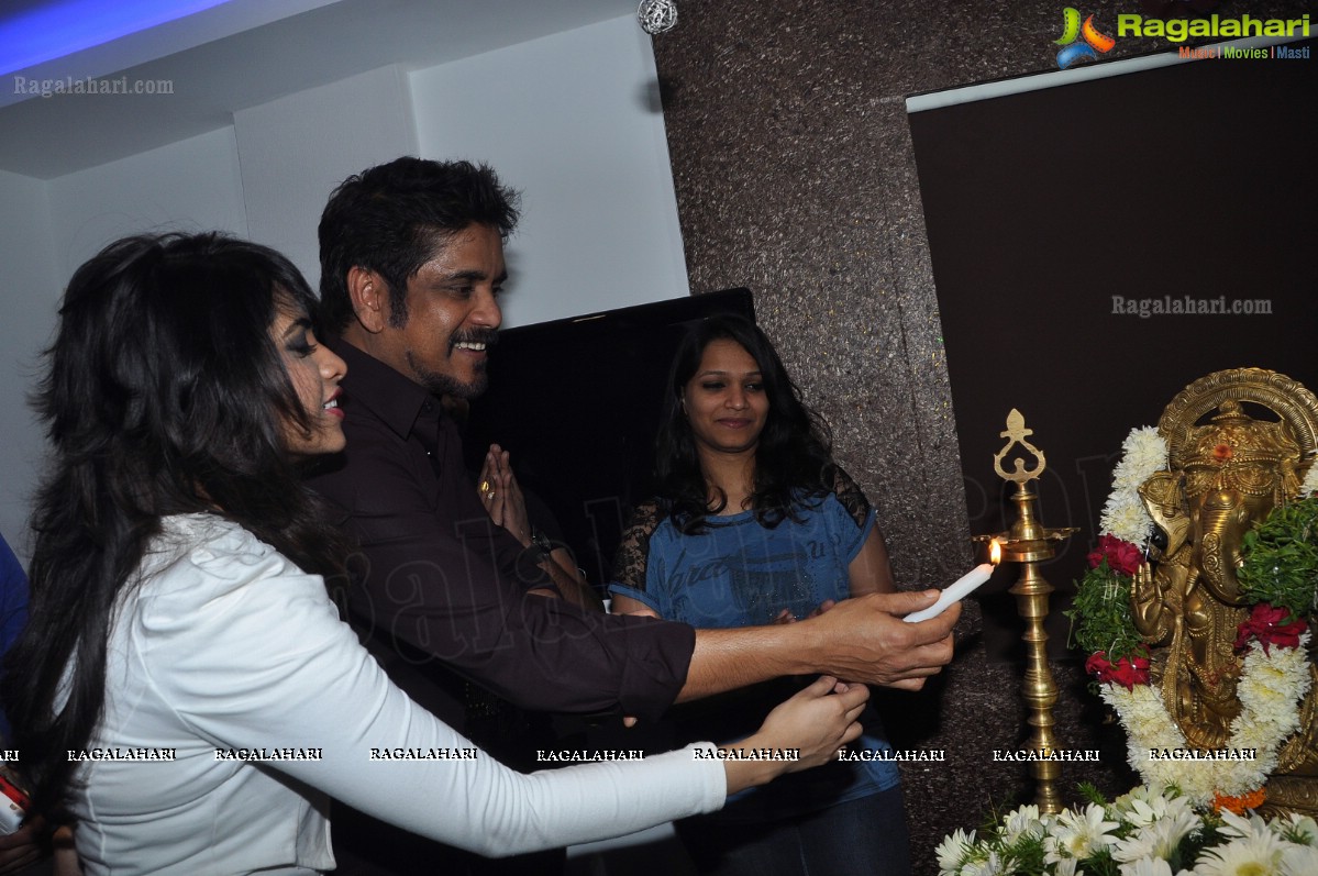 Nagarjuna launches b:blunt Salon, Hyderabad