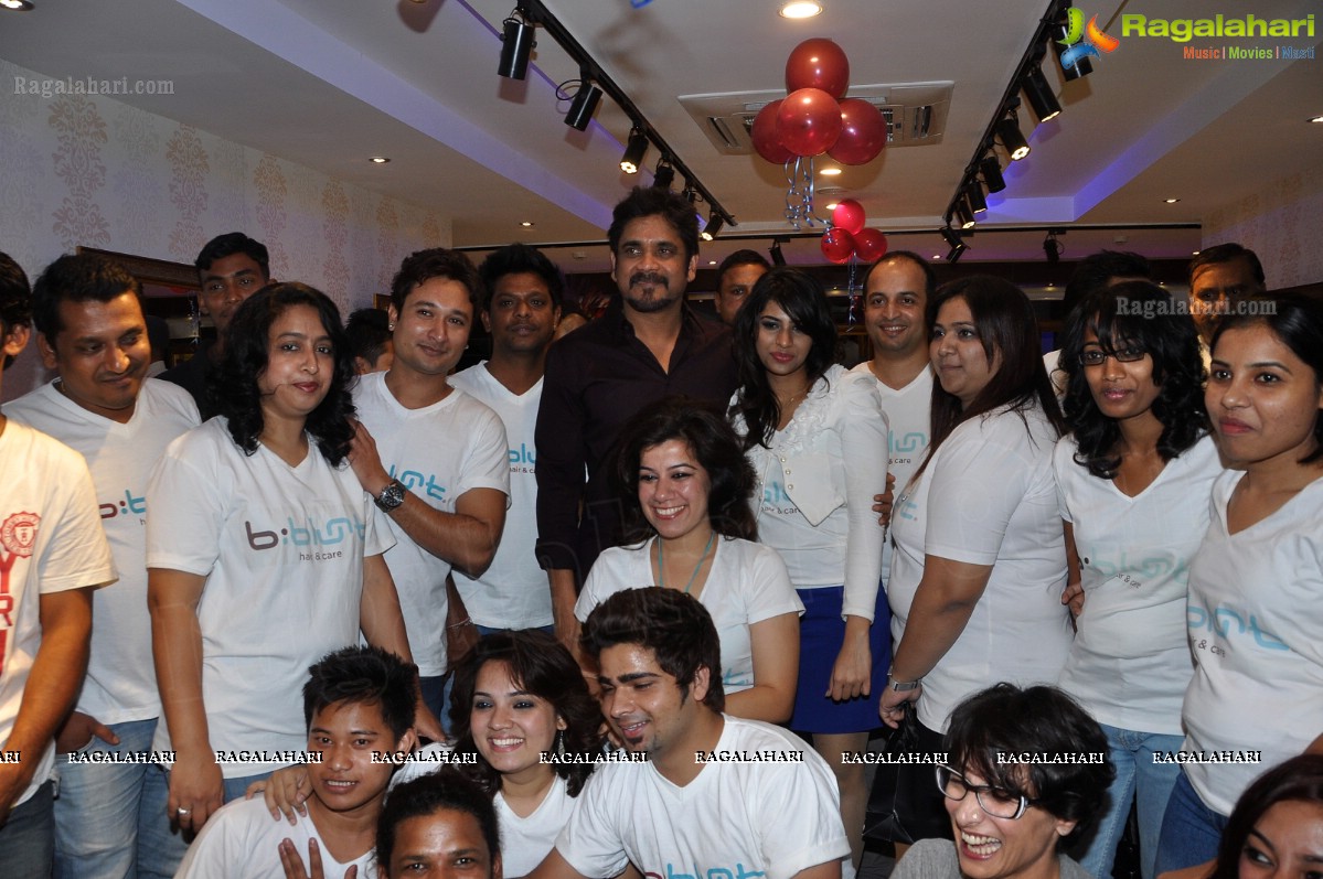 Nagarjuna launches b:blunt Salon, Hyderabad