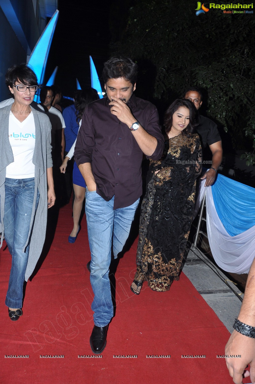 Nagarjuna launches b:blunt Salon, Hyderabad