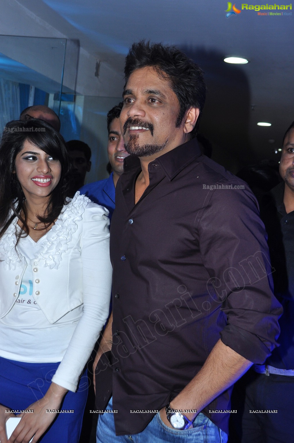 Nagarjuna launches b:blunt Salon, Hyderabad