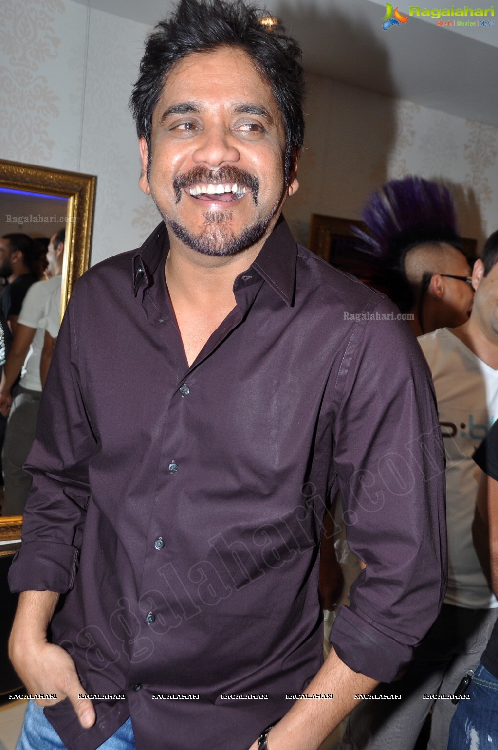 Nagarjuna launches b:blunt Salon, Hyderabad