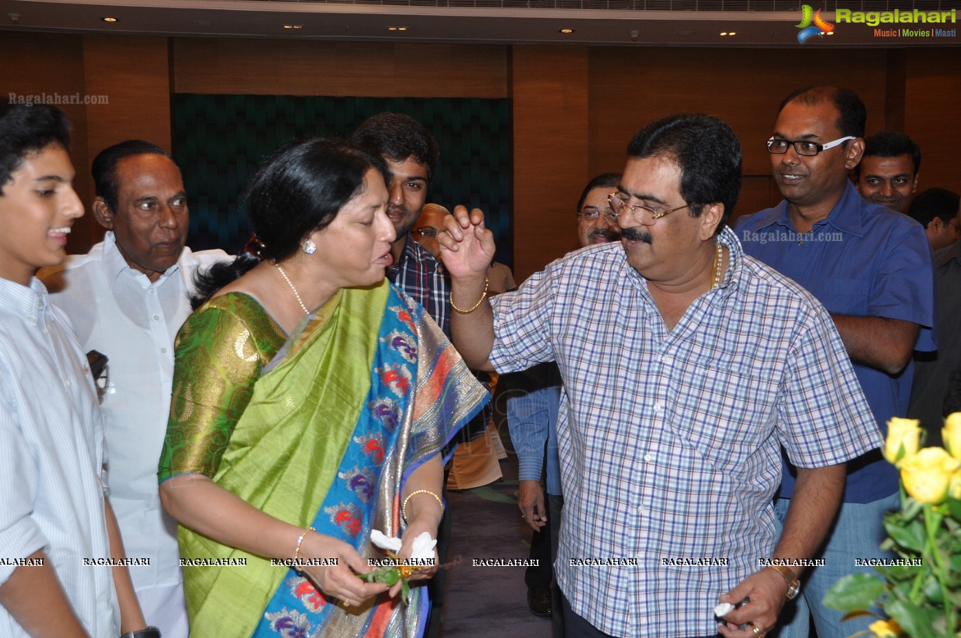 CM Kiran Kumar Reddy's Sister Gayatri Birthday Function