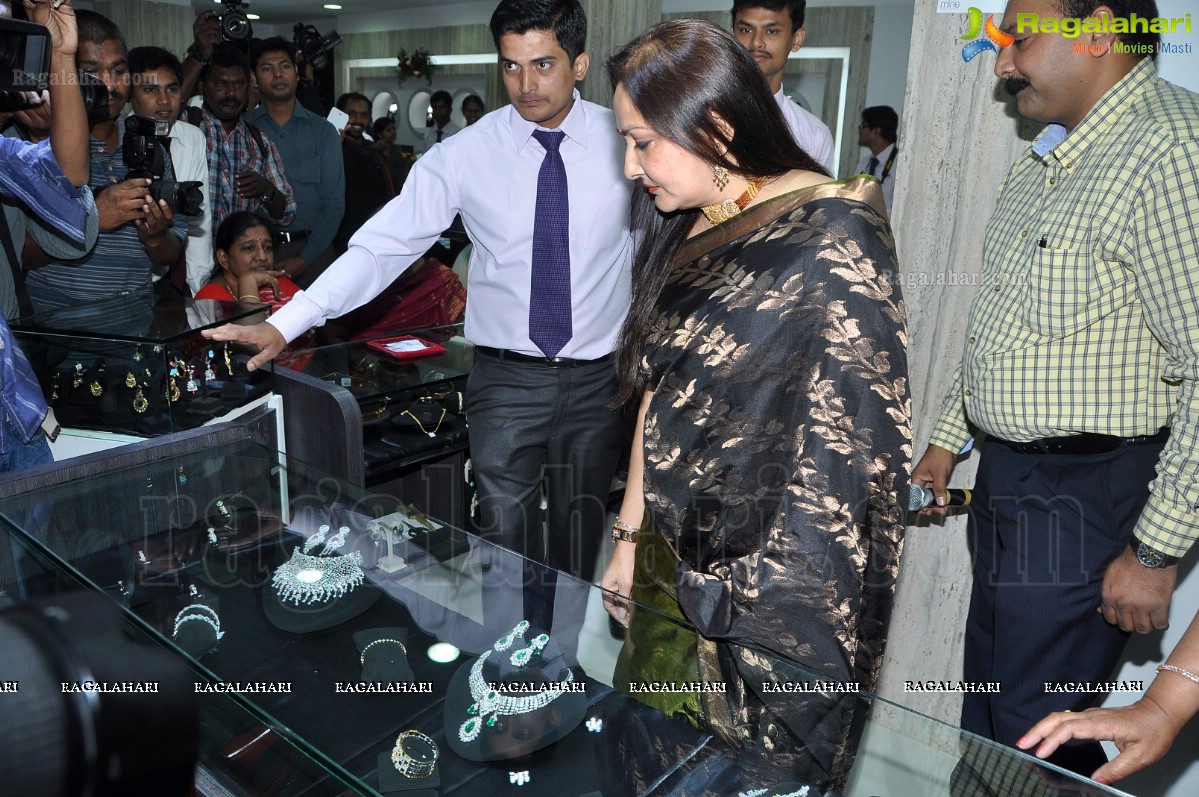 Jayaprada inaugurates Diamond Show at Malabar Gold and Diamonds, Hyderabad