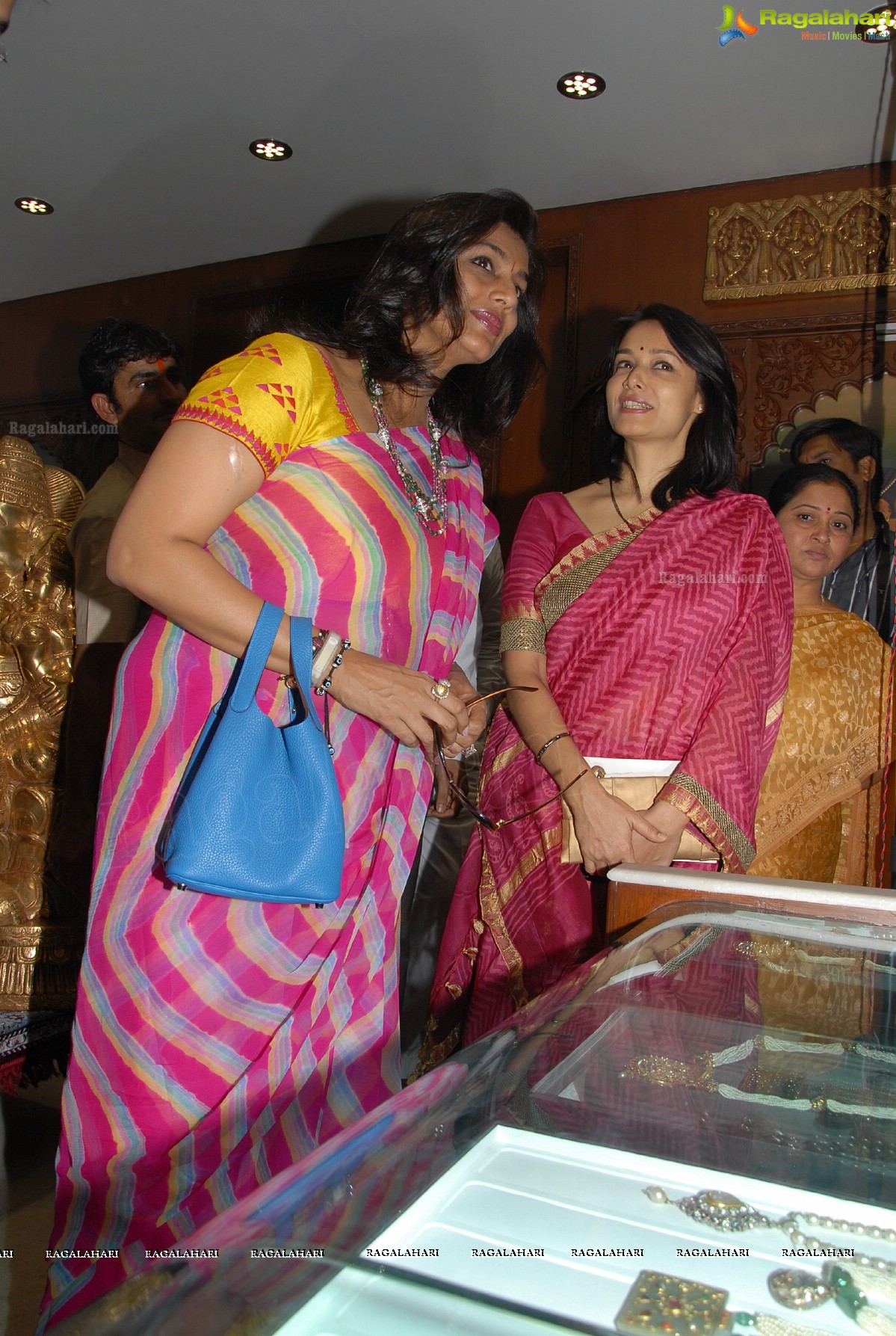 Amala Akkineni & Pinky Reddy launches Karni Jewellers, Hyderabad