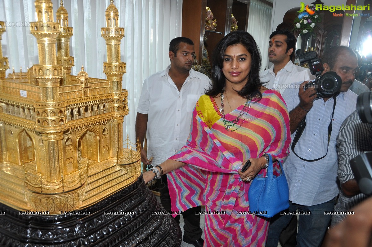 Amala Akkineni & Pinky Reddy launches Karni Jewellers, Hyderabad