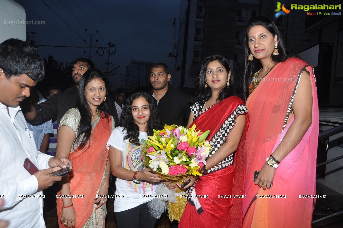 Nithya Menen inaugurates Lakme Salon at Kondapur, Hyderabad