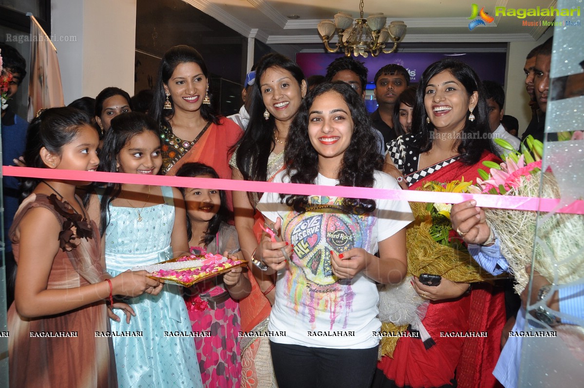 Nithya Menen inaugurates Lakme Salon at Kondapur, Hyderabad