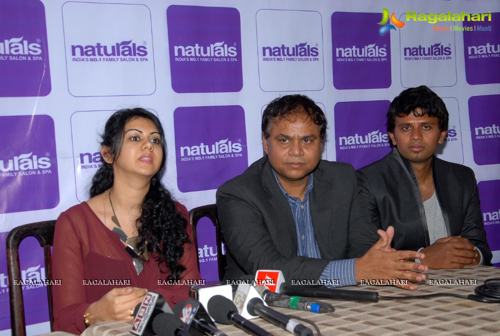 Kamana Jethmalani launches Naturals Franchise Salon, Secunderbad