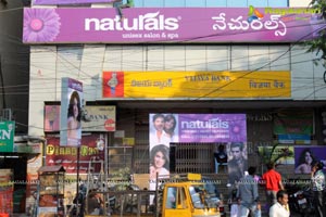 Kamana Jethmalani Naturals Salon Secunderabad