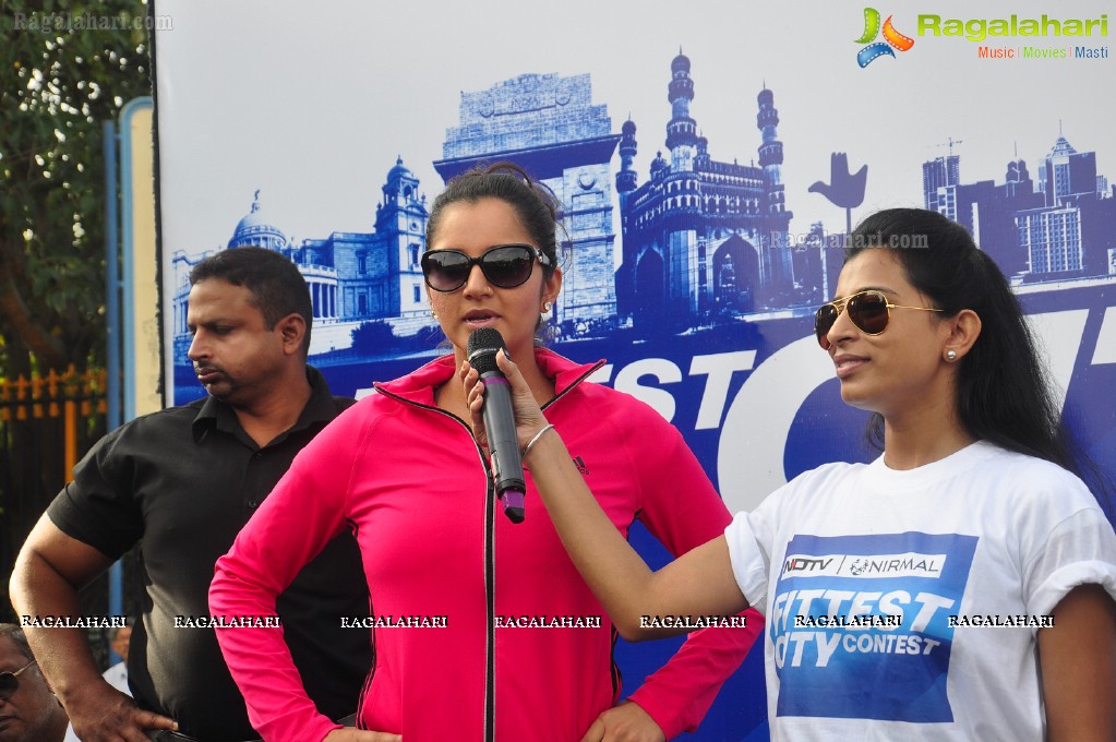 Sania Mirza participates at NDTV-Nirmal Walk for Fitness