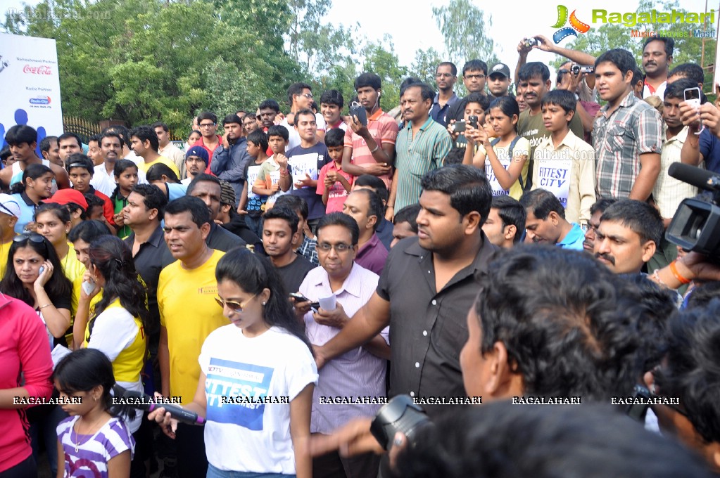 Sania Mirza participates at NDTV-Nirmal Walk for Fitness