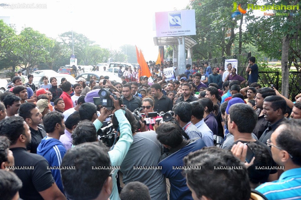 Sania Mirza participates at NDTV-Nirmal Walk for Fitness