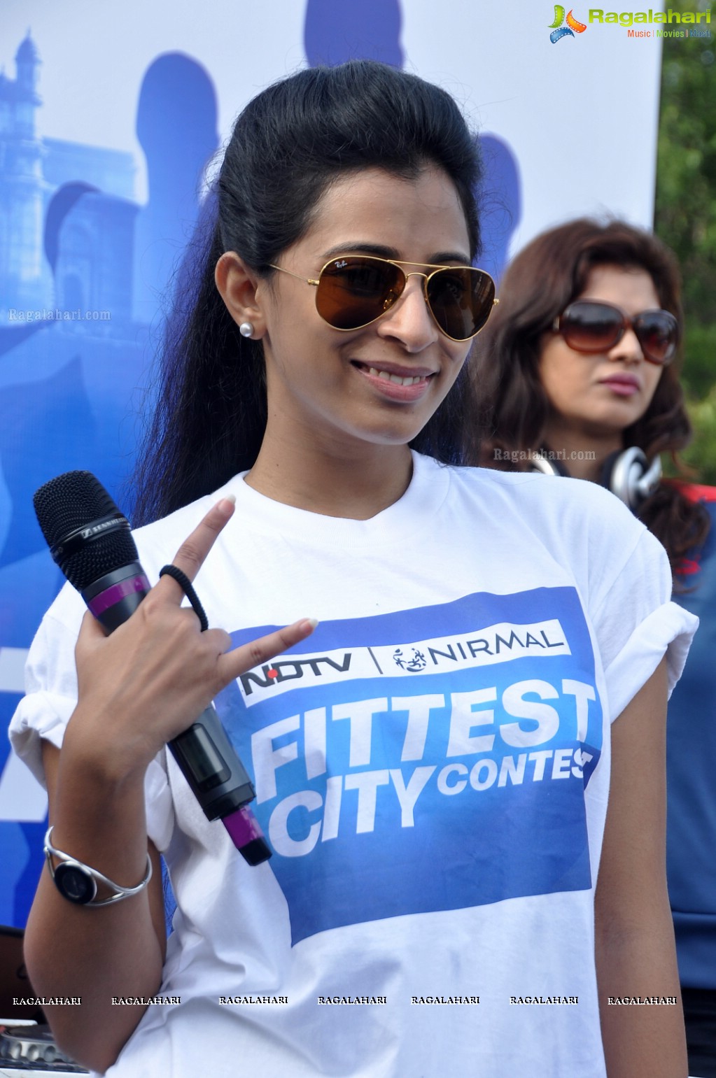 Sania Mirza participates at NDTV-Nirmal Walk for Fitness