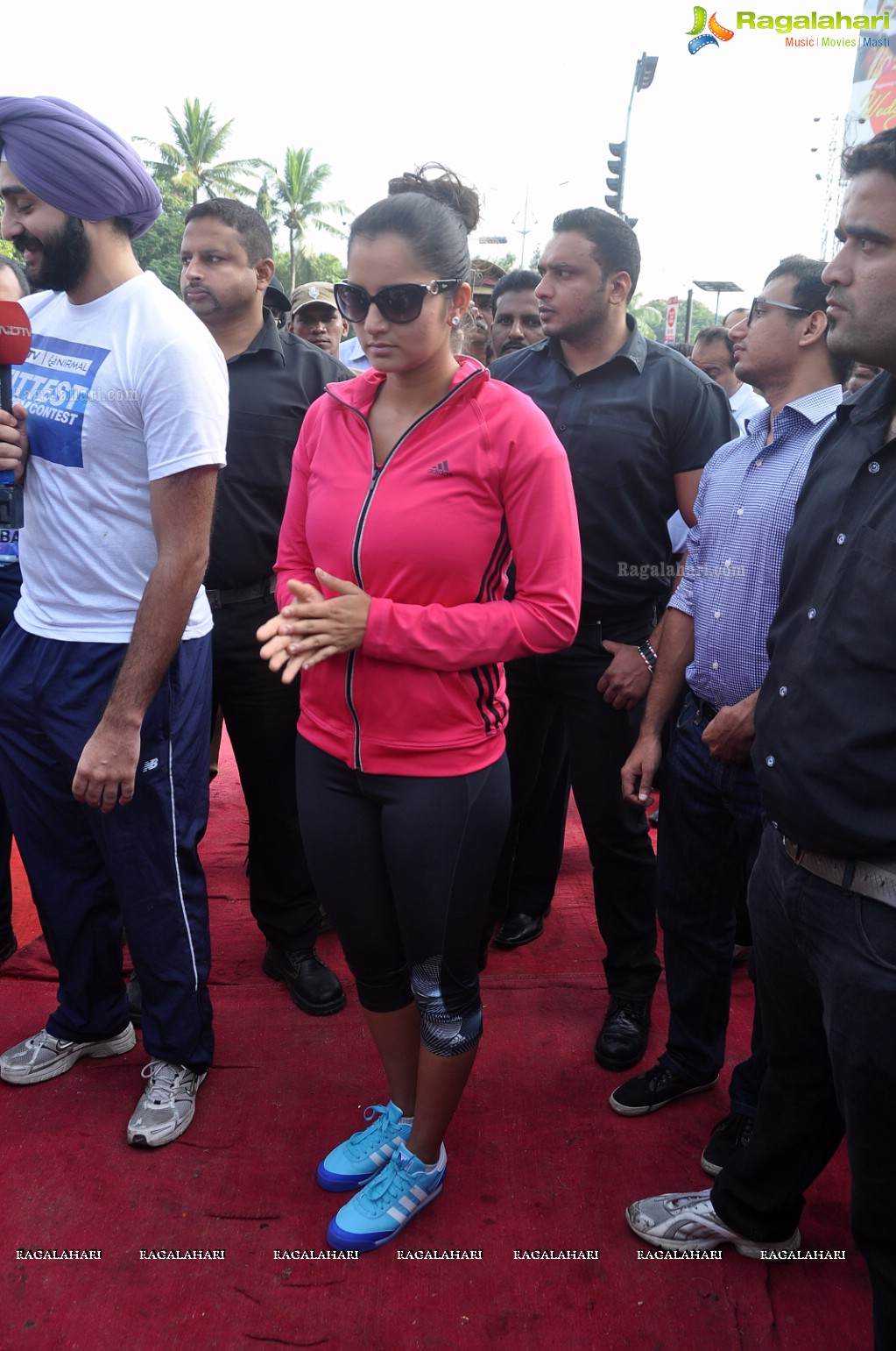 Sania Mirza participates at NDTV-Nirmal Walk for Fitness