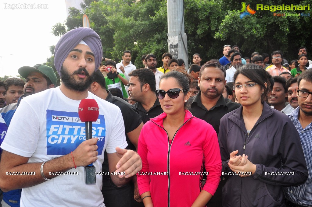 Sania Mirza participates at NDTV-Nirmal Walk for Fitness