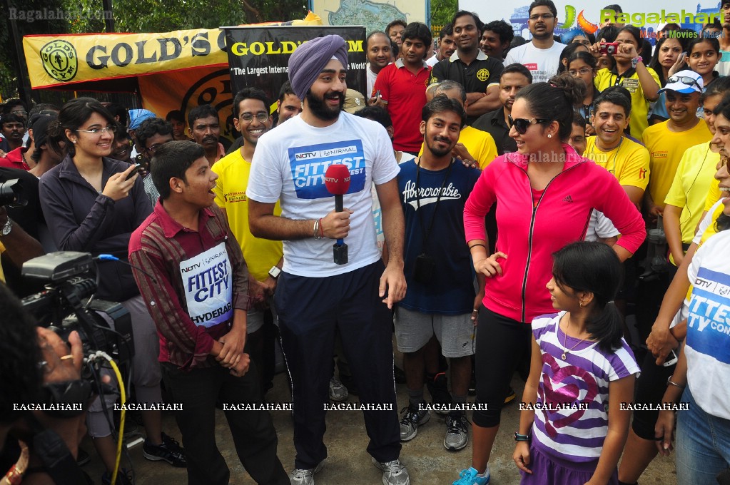 Sania Mirza participates at NDTV-Nirmal Walk for Fitness